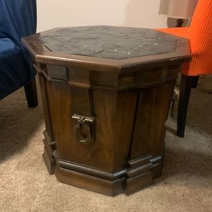 Meet your Posher, Emmanuel